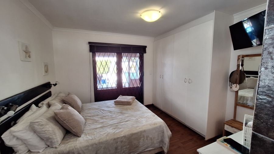 3 Bedroom Property for Sale in Velddrif Western Cape